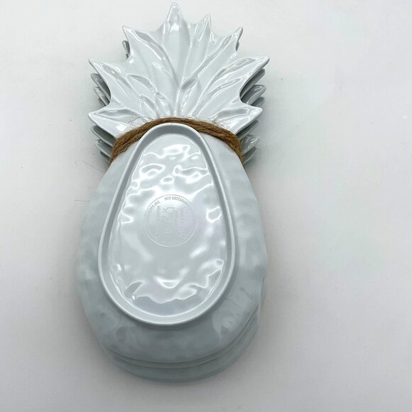 Pineapple Themed Hanging Wood Sign & Sur La Table Pineapple Melamine Plates NWT - Picture 3 of 6